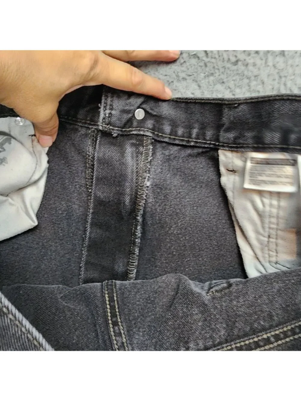 Levis Jeans Mens 40x32 Black 550 Cotton Denim Relaxed Fit Tapered Leg *Read*